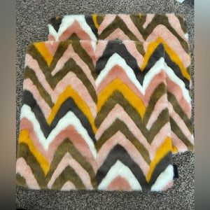 Brand new set Cynthia Rowley 22 x 22 pillow covers.